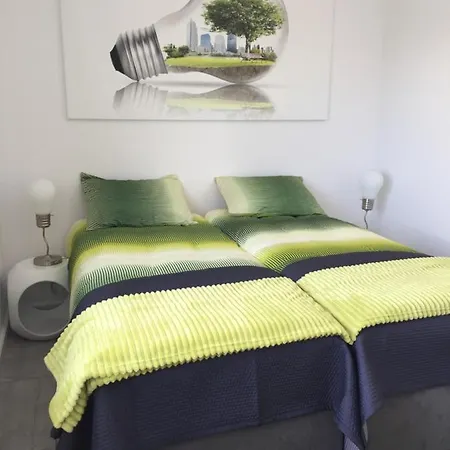 Apartament *